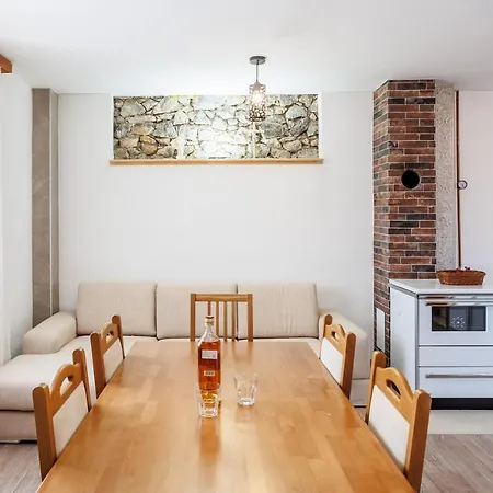 Villa Lucia Vukici